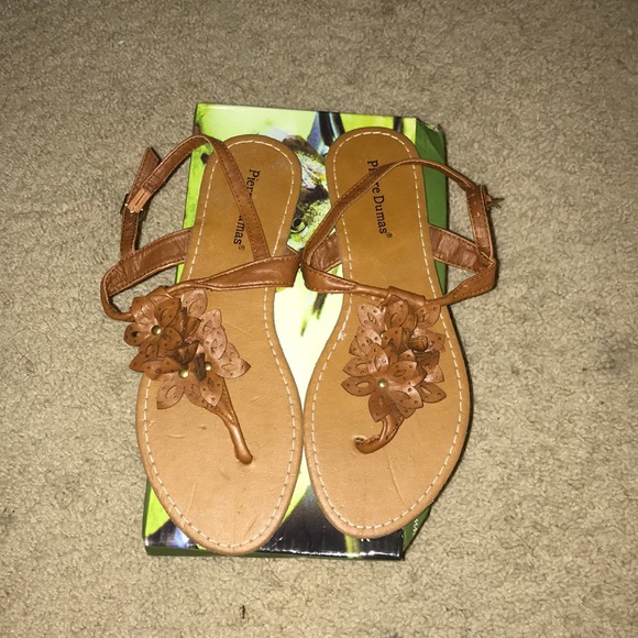 Pierre Dumas Shoes - Pierre Dumas flat sandals
